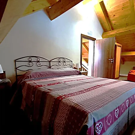 Agriresort Tenuta Ranieri مزرعة للإقامة كاميغلياتيلو سيلانو